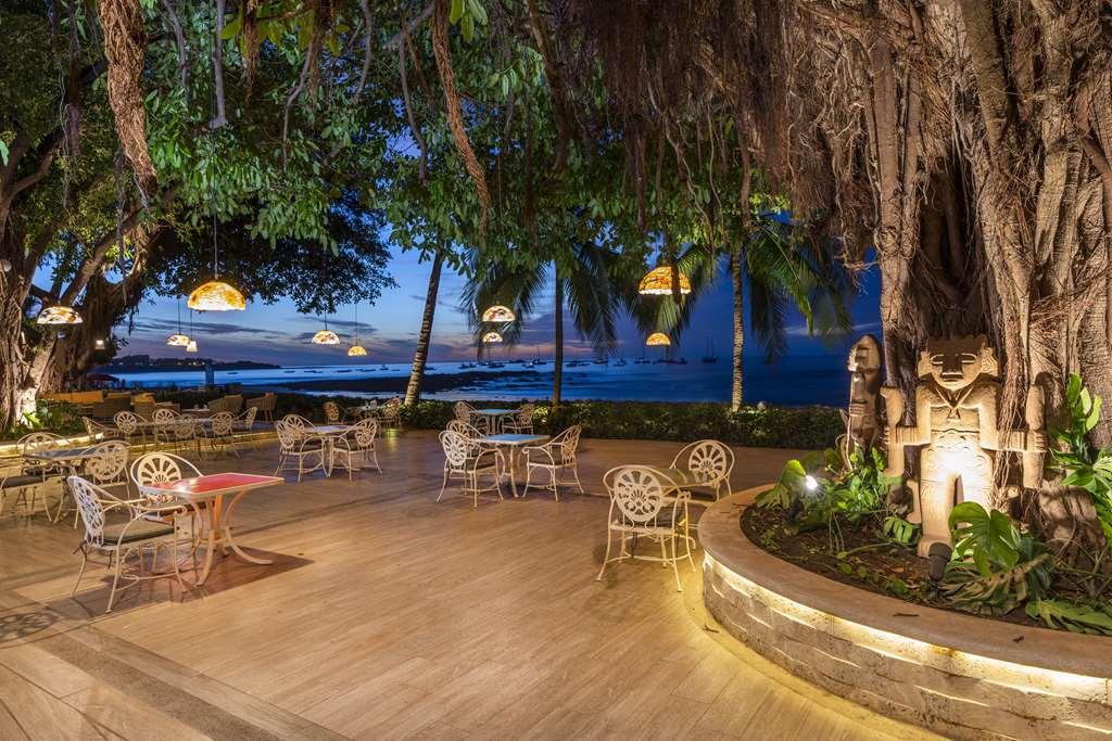 Hotel Tamarindo Diria Beach Resort Restaurante foto